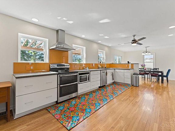 3rd image of 6879 Dutchland Blvd