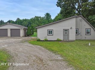 5249 W Dodge Rd, Clio, MI 48420