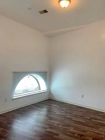 333 Earp Street — Photo 33