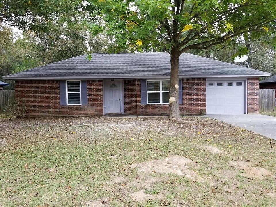 1st image of 237 N Forest Dr