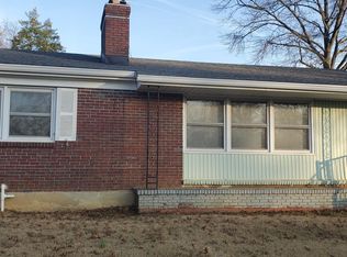 319 Bramton Rd, Bellewood, KY 40207