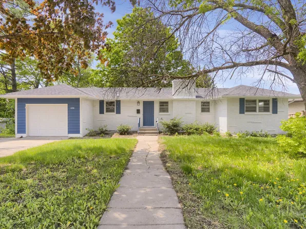 3204 Silver Lake Rd NE, Minneapolis, MN 55418