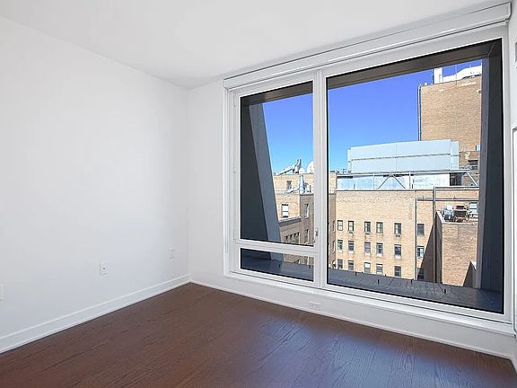5th image of 400 W 113th St APT 1503