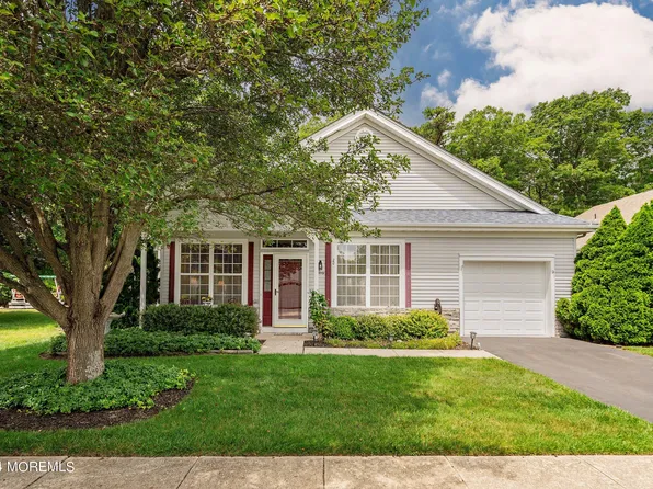 20 Osprey Place, Barnegat, NJ 08005