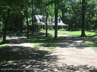 2440 Goodman Rd E, Southaven, MS 38672