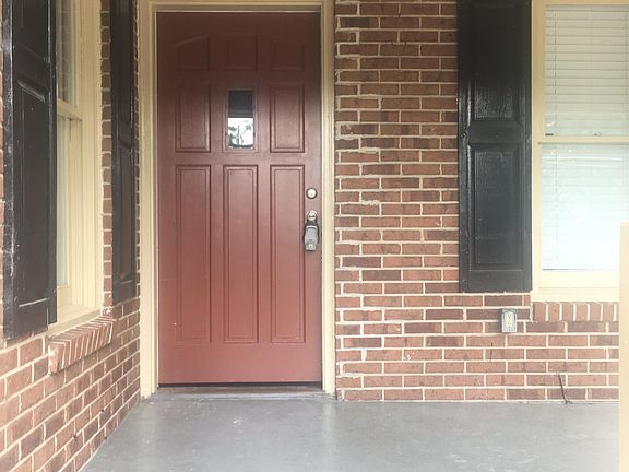 2nd image of 74 Park St SE