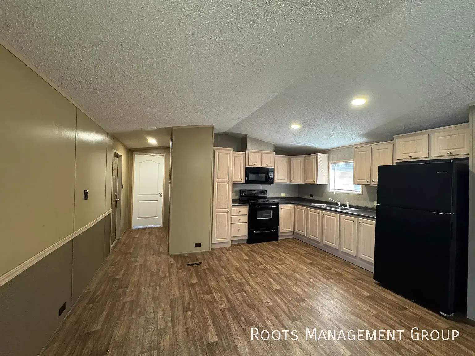 3 Bed 2 Bath Home Available for Lease at Magnolia Village - Apply Now! — Photo 2