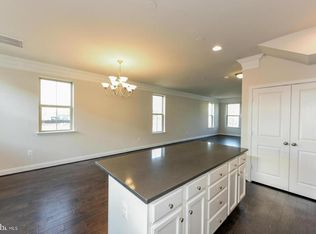 11876 Snowden Farm Pkwy, Clarksburg, MD 20871