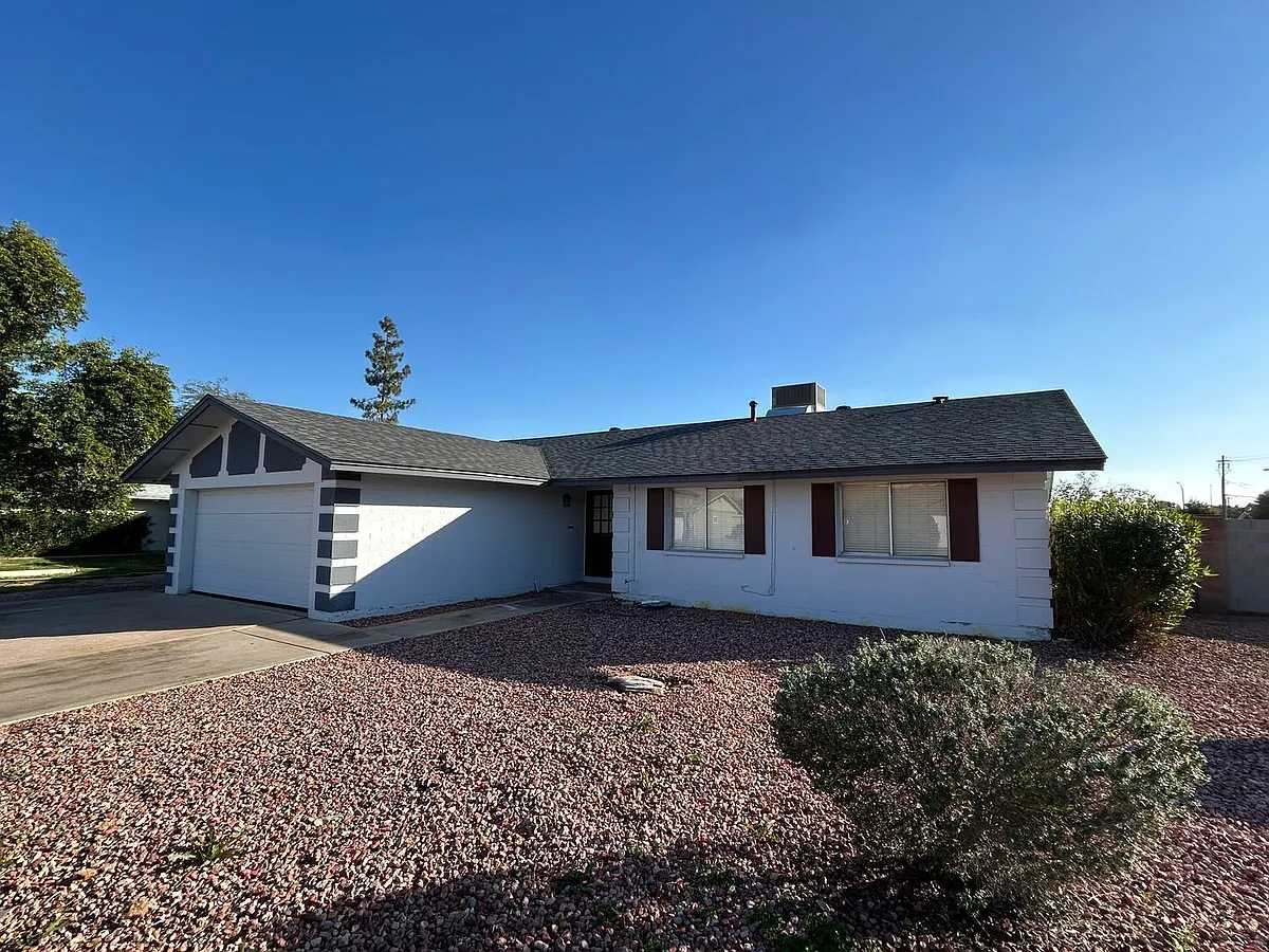 Building Photo - 8601 E Orange Blossom Ln
