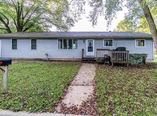950 Council St, Baraboo, WI 53913