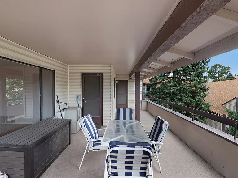 6550 Delmonico Dr #304 — Photo 24