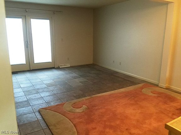 2nd image of 1021 Trevitt Cir