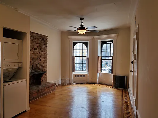 Rented by Frank Valvo Real Estate | media 8