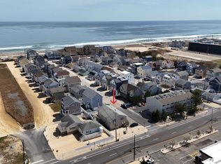 18 Surf Rd, Seaside Heights, NJ 08751