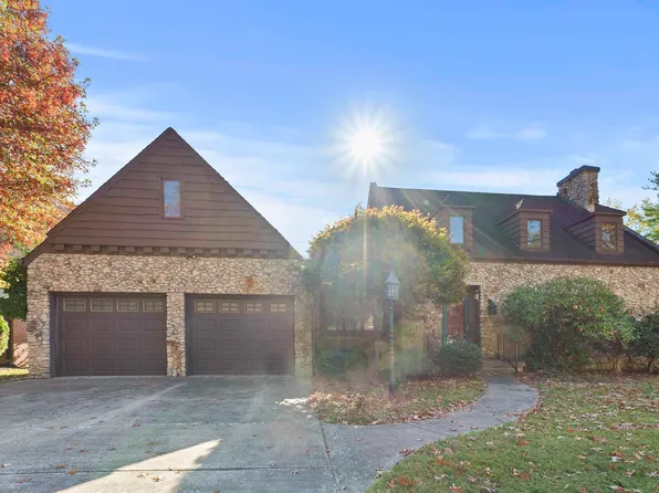 1234 Navajo Trl, Ironton, OH 45638