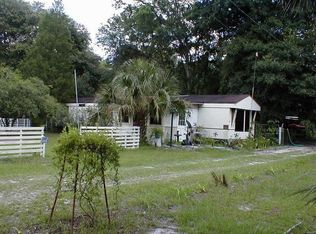 115 Loudin Ln, Hawthorne, FL 32640