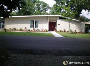 9011 Darby Ln, River Ridge, LA 70123