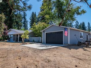 4341 Nonpareil Rd, Sutherlin, OR 97479