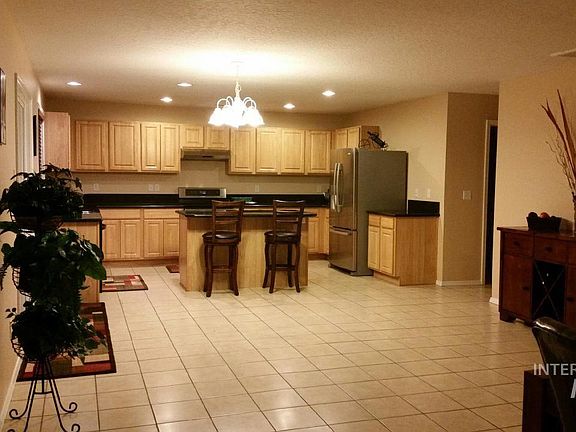 4th image of 791 S Ahsahka Way