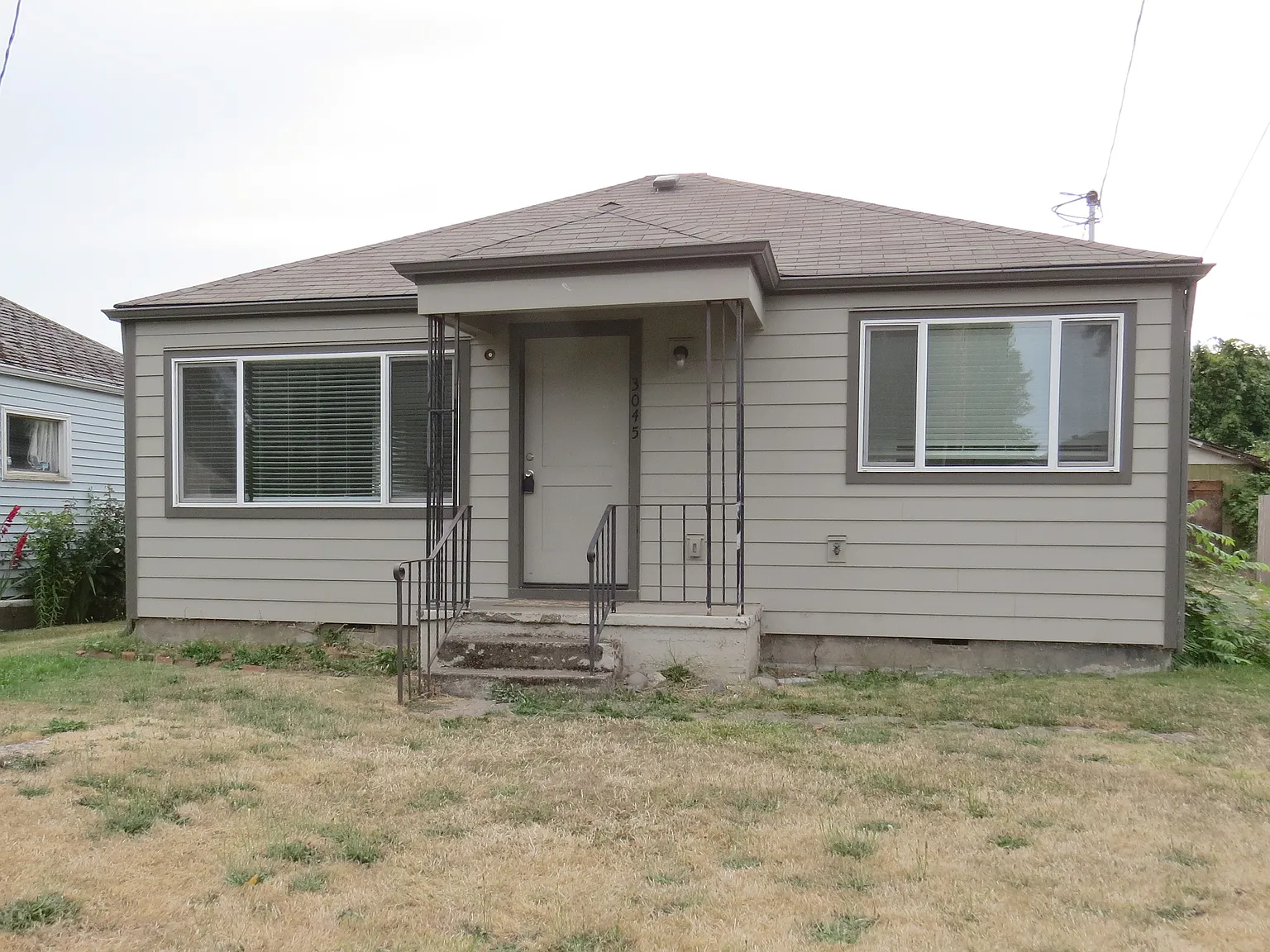 2 bed, 858 sqft, $1,495 — Photo 1