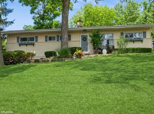 595 Ravinia Rd, Highland Park, IL 60035