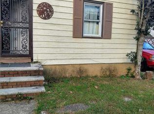 22 Enness St, Roosevelt, NY 11575
