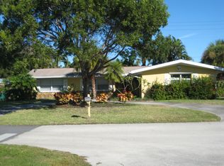 400 Watson Dr, Indialantic, FL 32903