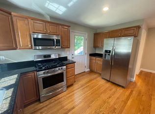 857 Temple St #1B, Whitman, MA 02382