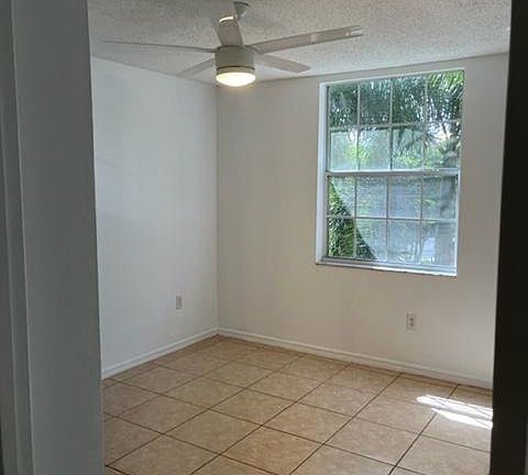 5th image of 8754 River Homes Ln #8301