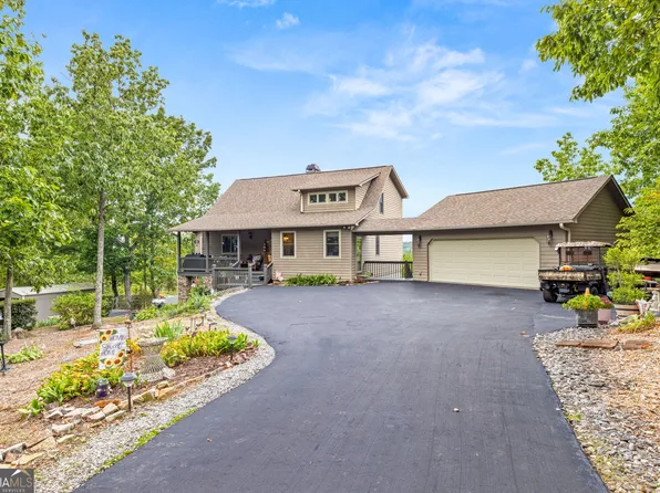 401 Starmont Trl, Clarkesville, GA 30523