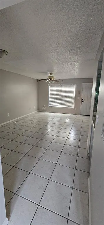 2 bed, 2.5 bath, 1031 sqft, $1,585 — Photo 2
