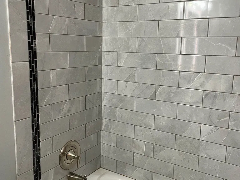 1565 Roycroft Ave — Photo 13