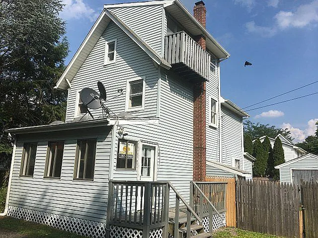 15 John St photo 1