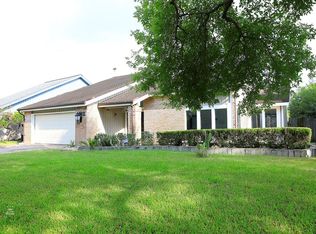 10411 Huntington Estates Dr, Houston, TX 77099