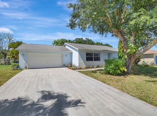 245 Bilbao St, Royal Palm Beach, FL 33411