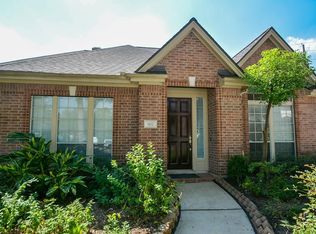 902 Chinni Ct, Houston, TX 77094
