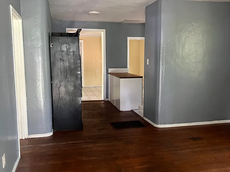 436 Springfield Ct N — Photo 14