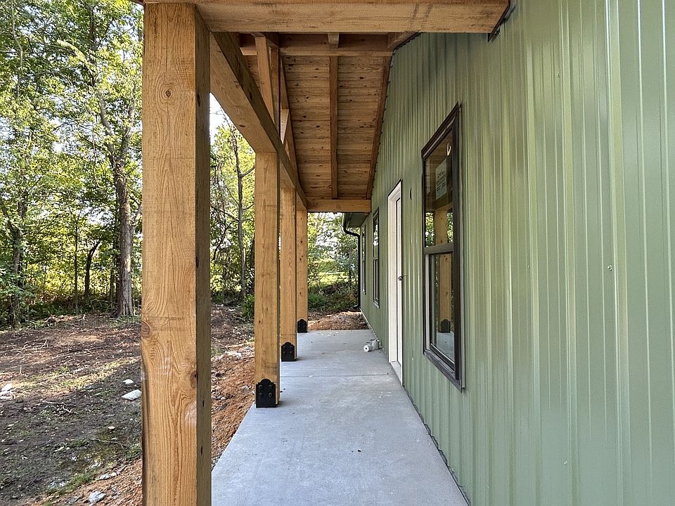 2nd image of 464 Grover Dr