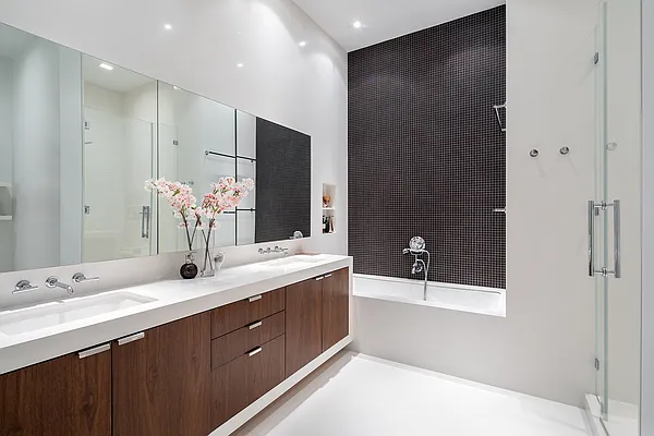 Sold by Corcoran | media 7