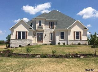 1518 Guildford Ln, York, PA 17404