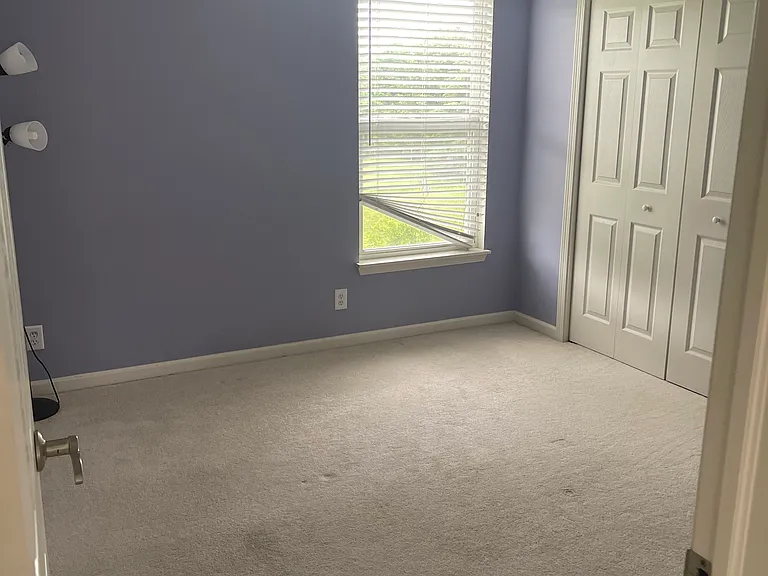 989 Onyx St — Photo 7
