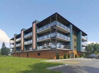 97 S Station Dr #201, Sylvan Lake, AB T4S0S6