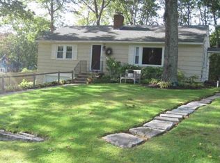 22 Carmichael Ave, Falmouth, ME 04105