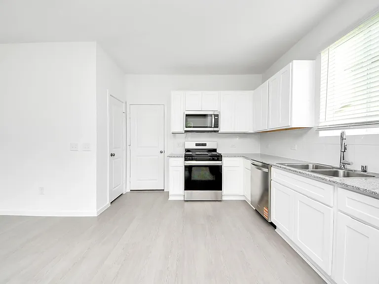 6922 Bens Lndg — Photo 12