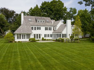 72 Crofton Rd, Newton, MA, 02468