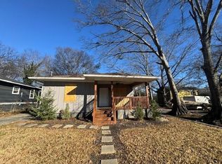 781 Peyton Ave NW, Atlanta, GA 30318