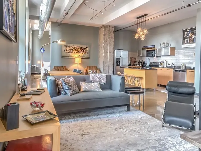 350 Saint Peter St #1206 — Photo 1