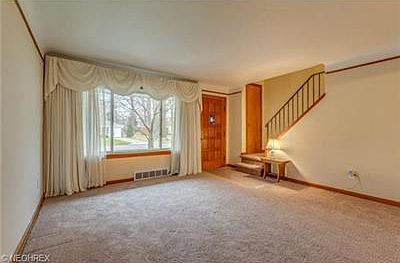 2nd image of 1778 Longwood Dr