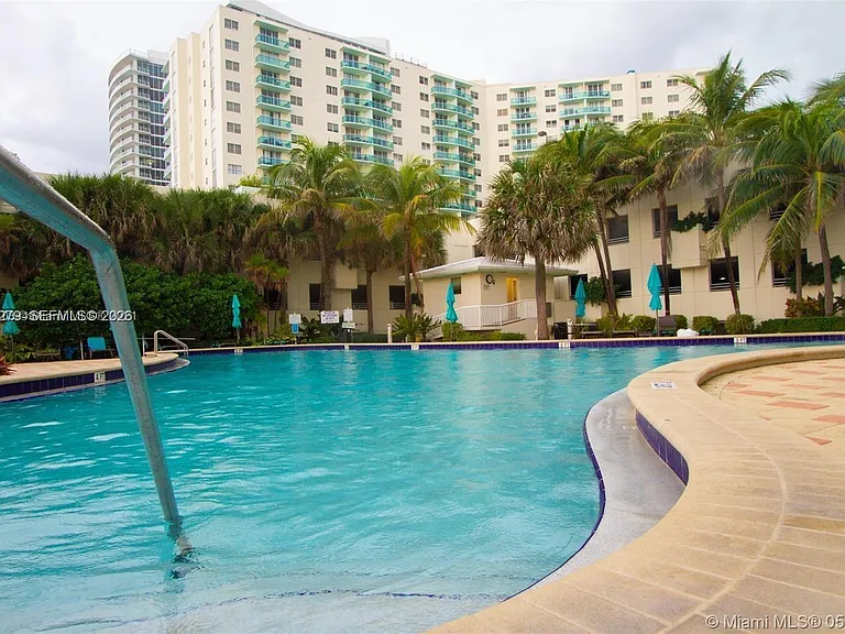 3801 S Ocean Dr #Penthouse 16S — Photo 27