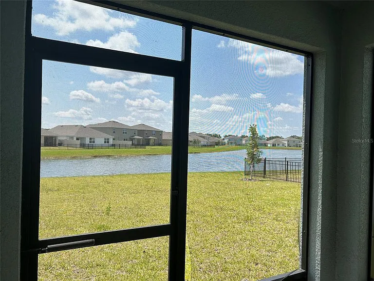 17218 Reserva Dr — Photo 9